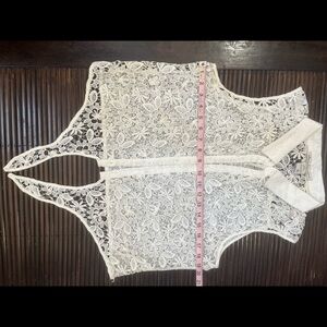 Very cute white lace top